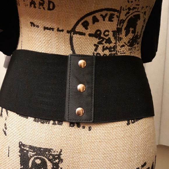 (NWT) FAUX LEATHER CORSET BELT - Picture 4 of 6